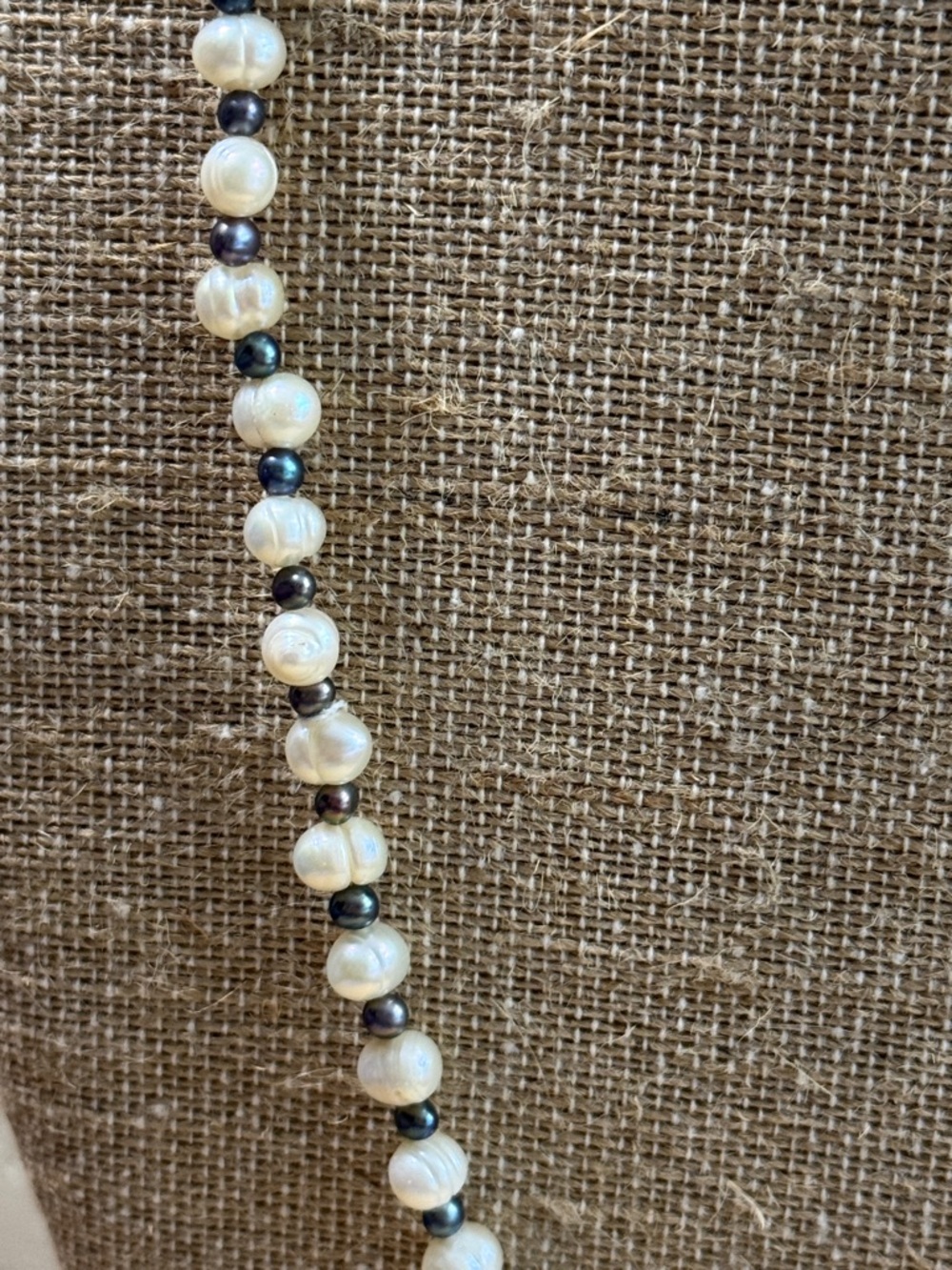 Cultured Pearl authentic and Hematite Bead Necklace - White Pearls - Picture 2 of 5